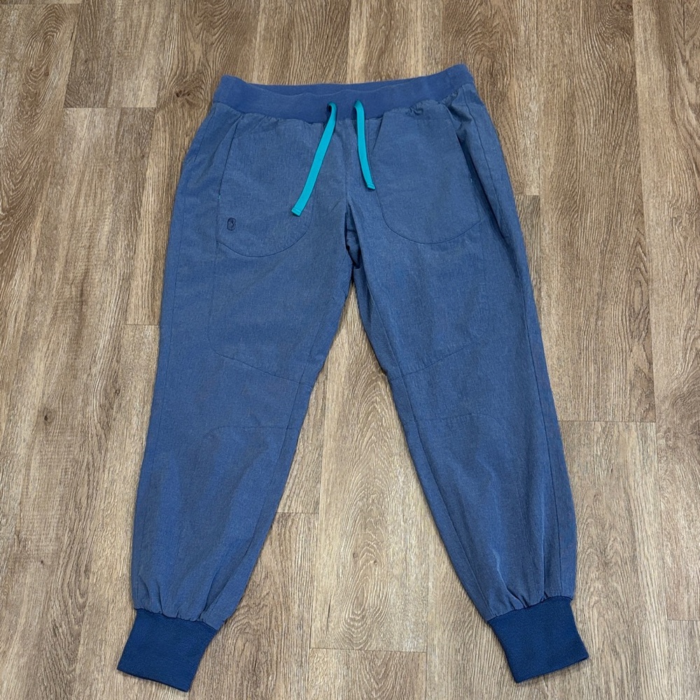 Figs Marine Callao Utility Women’s Jogger. Size M